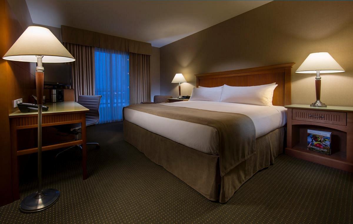 Coast Capri Hotel Келоуна Екстер'єр фото