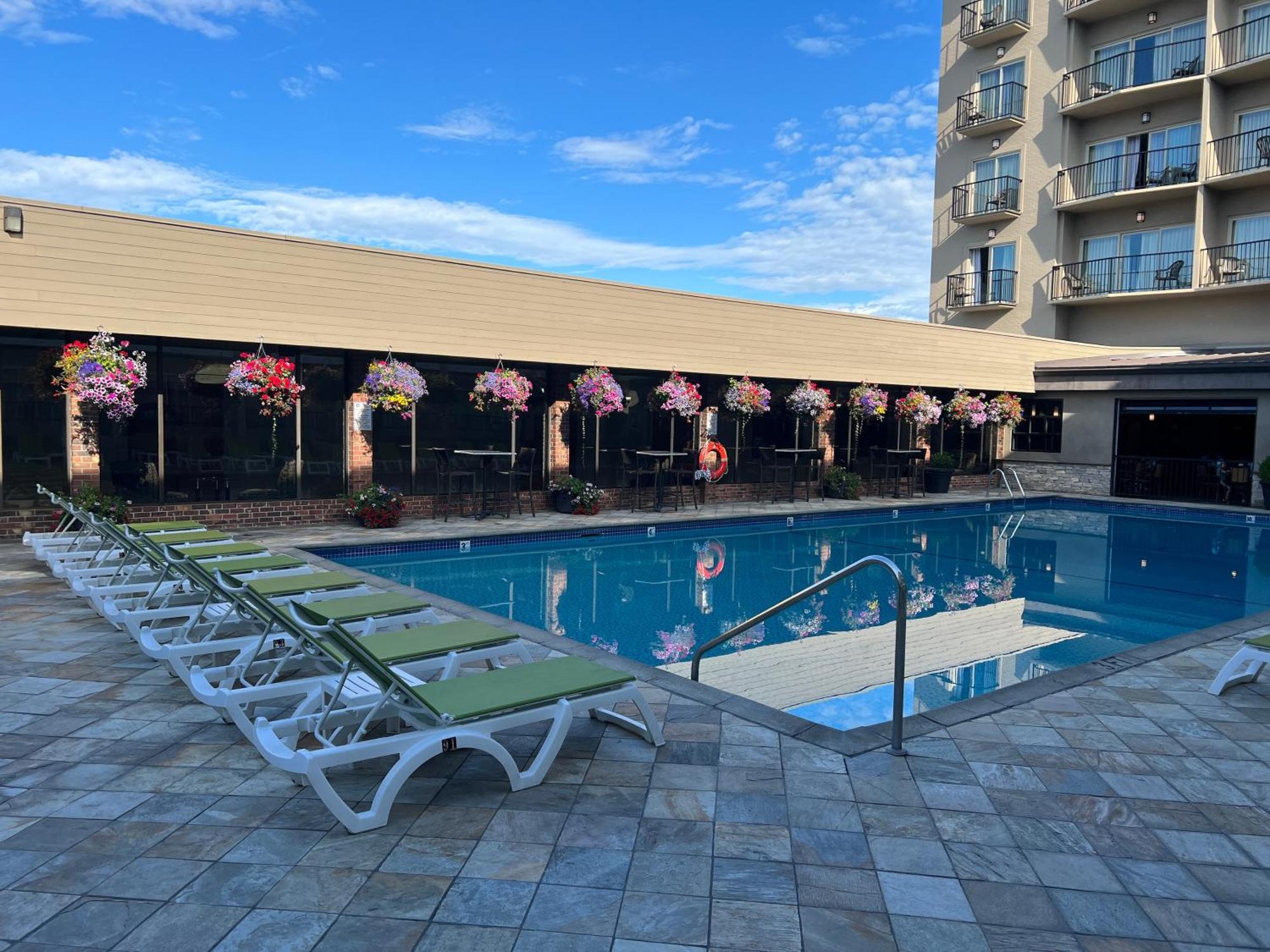 Coast Capri Hotel Келоуна Екстер'єр фото