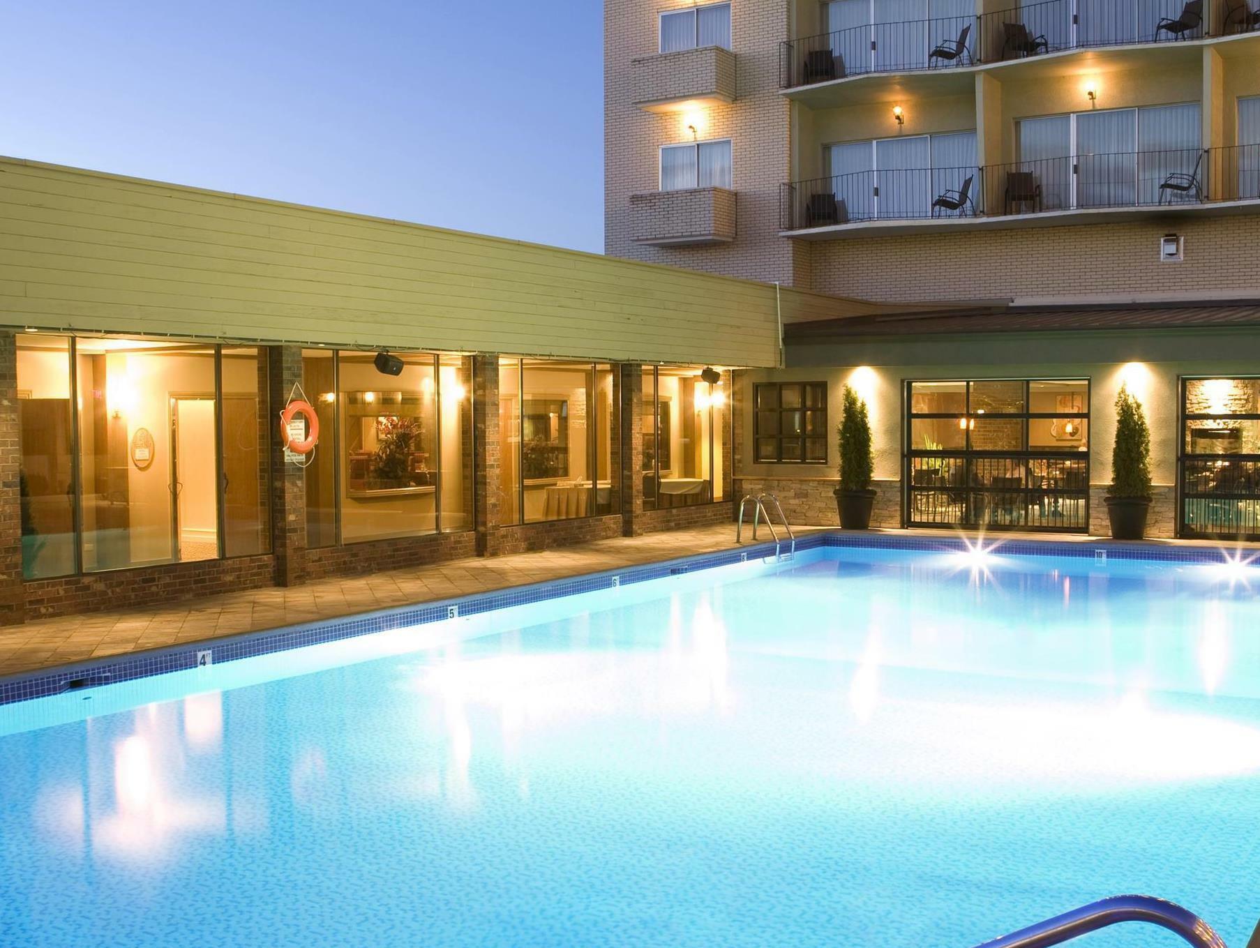 Coast Capri Hotel Келоуна Зручності фото